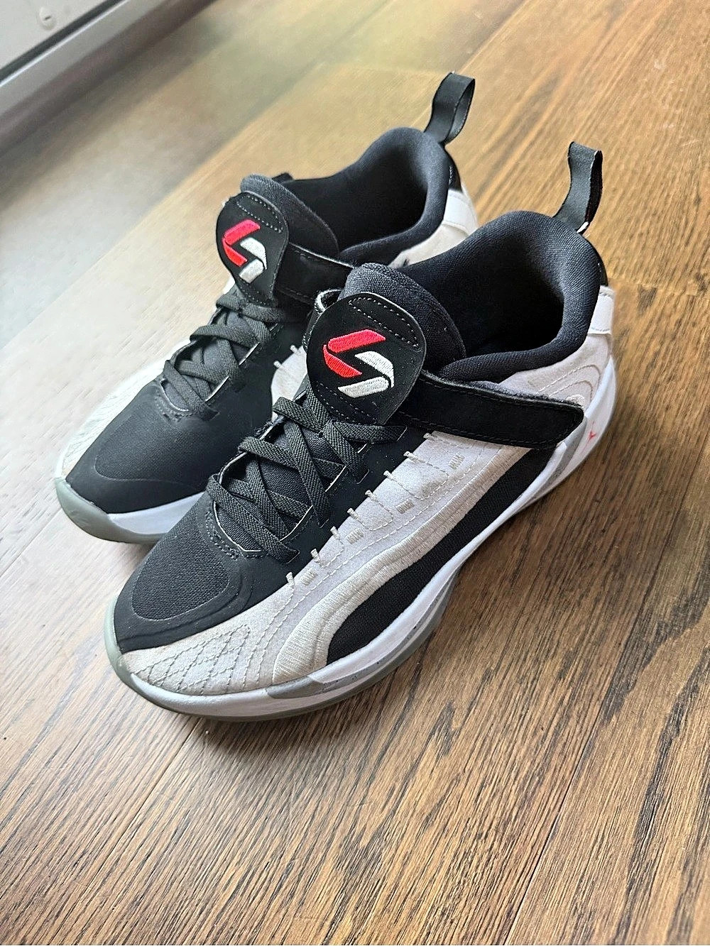 Jordan Luka 2 Kids Basketball Sneakers Black & White US 2.5Y